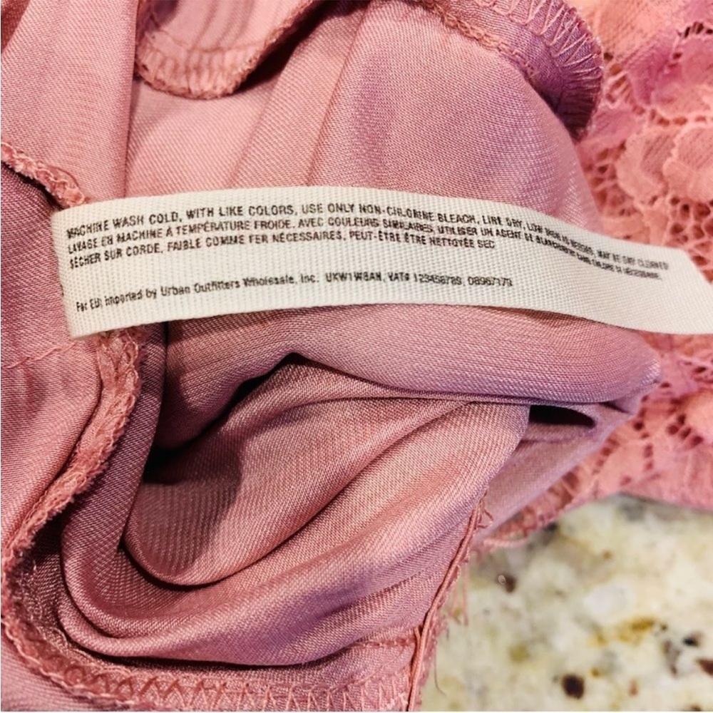 Free People Melrose Lace Bodysuit Open Back Pink Size Small - Picture 12 of 12